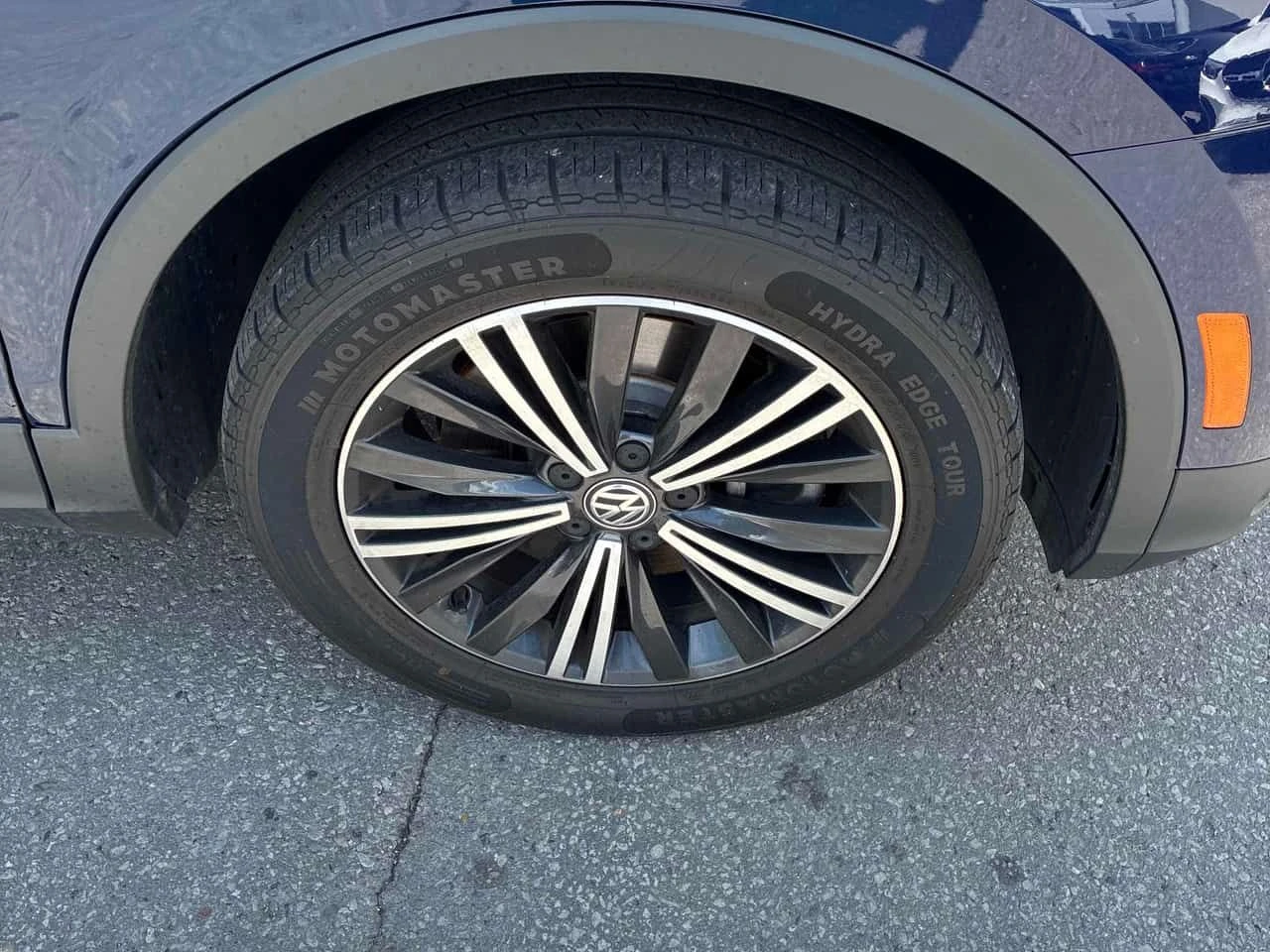 VW Tiguan | Highline | FENDER | CARFAX | ПАНОРАМА | ПОДГРЕВ|, снимка 7 - Автомобили и джипове - 54863366