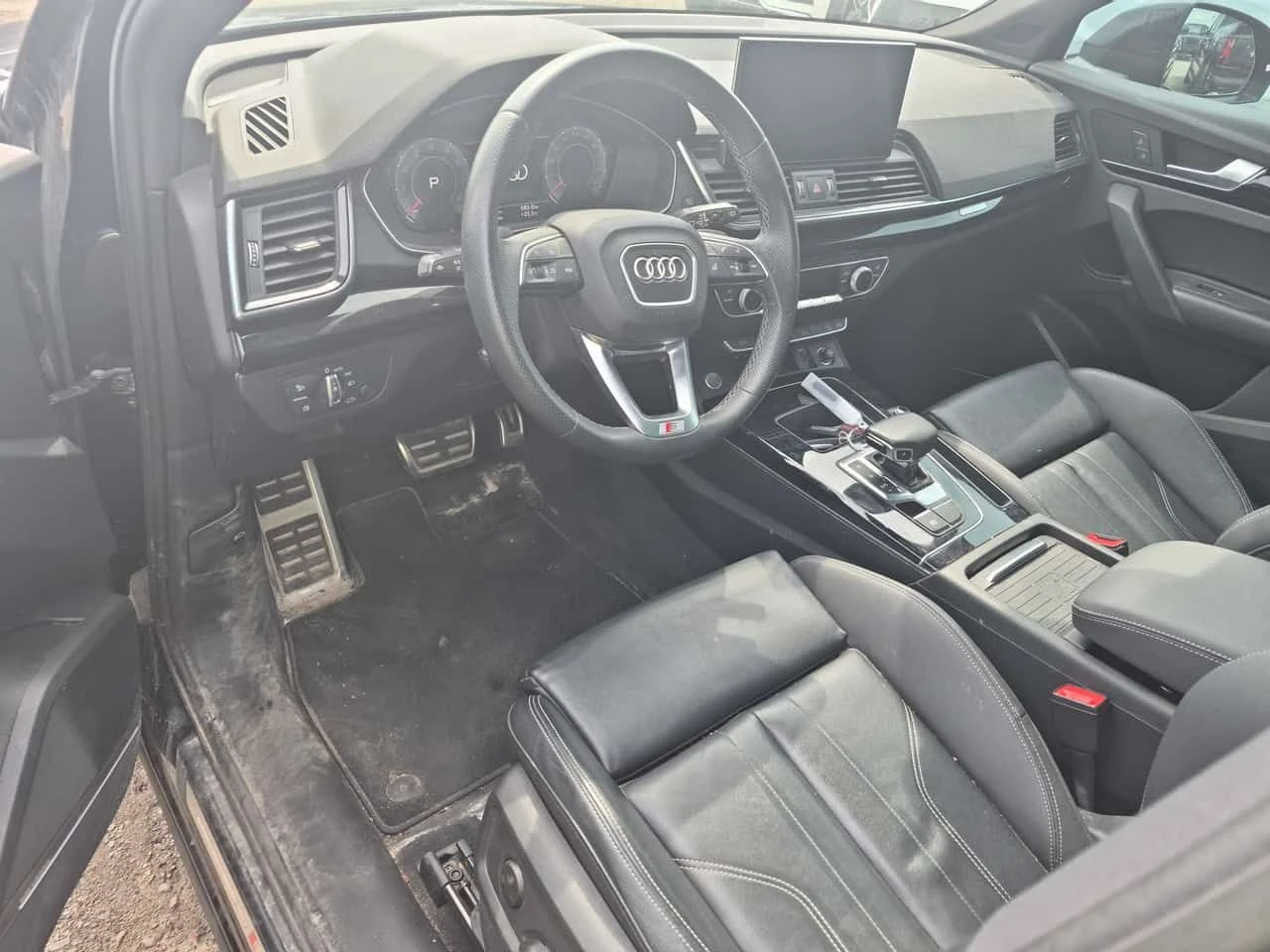 Audi Q5 Technik  CARFAX, снимка 5 - Автомобили и джипове - 54956020