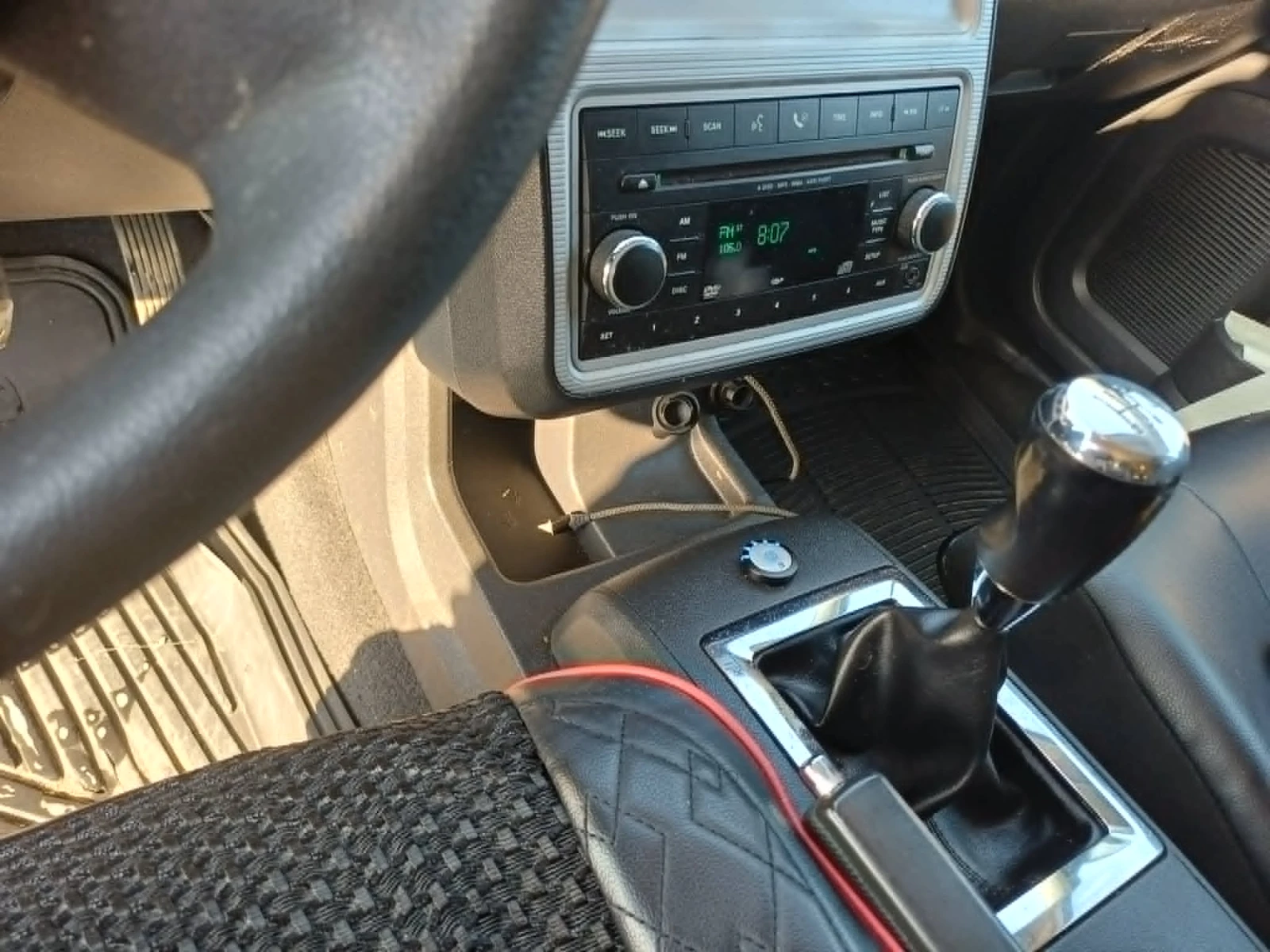 Dodge Journey 2.4 Бензин / ГАЗ, снимка 9 - Автомобили и джипове - 54965787
