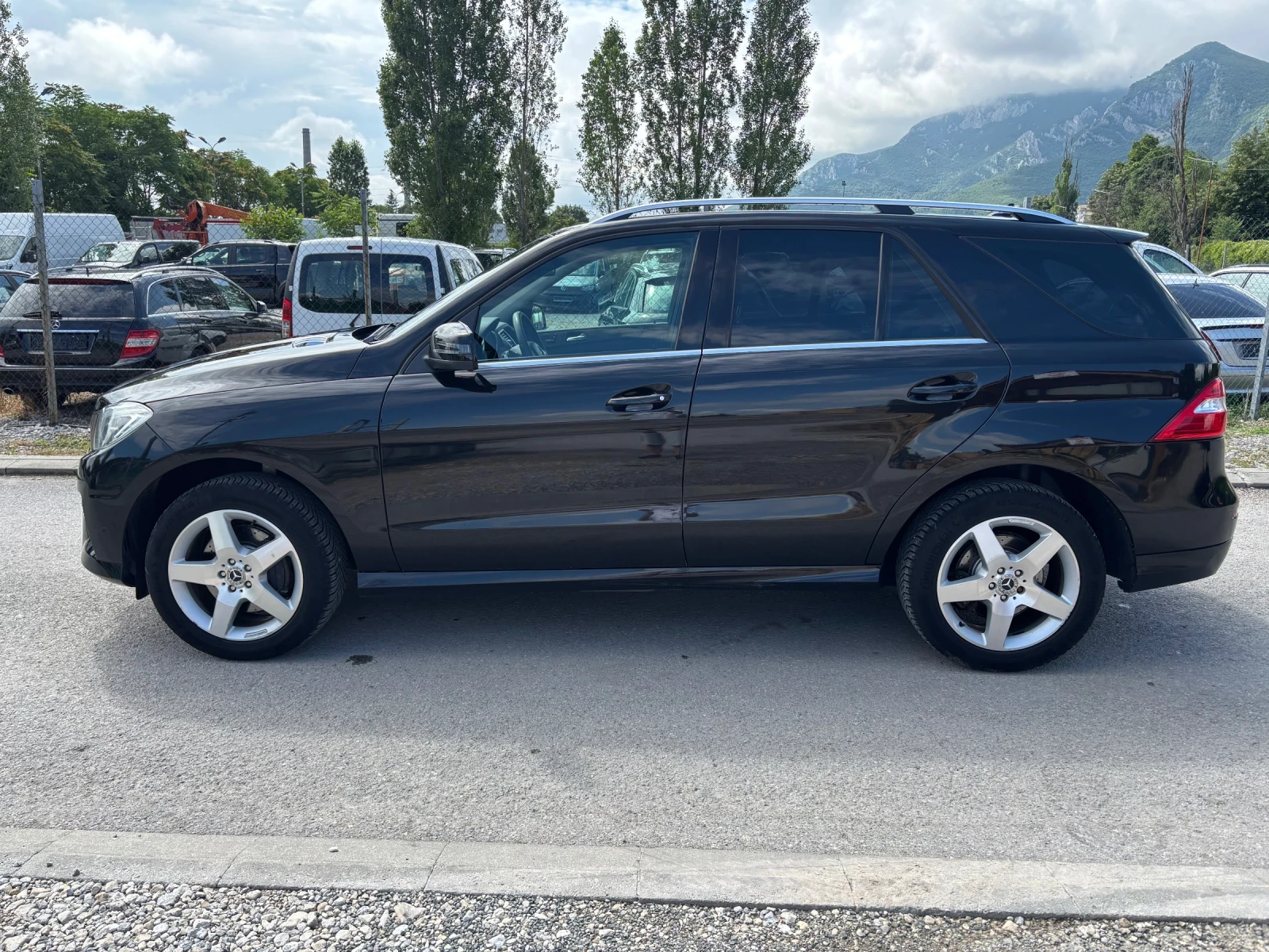 Mercedes-Benz ML 350 АМG ДИСТРОНИК FULL, снимка 7 - Автомобили и джипове - 55024530