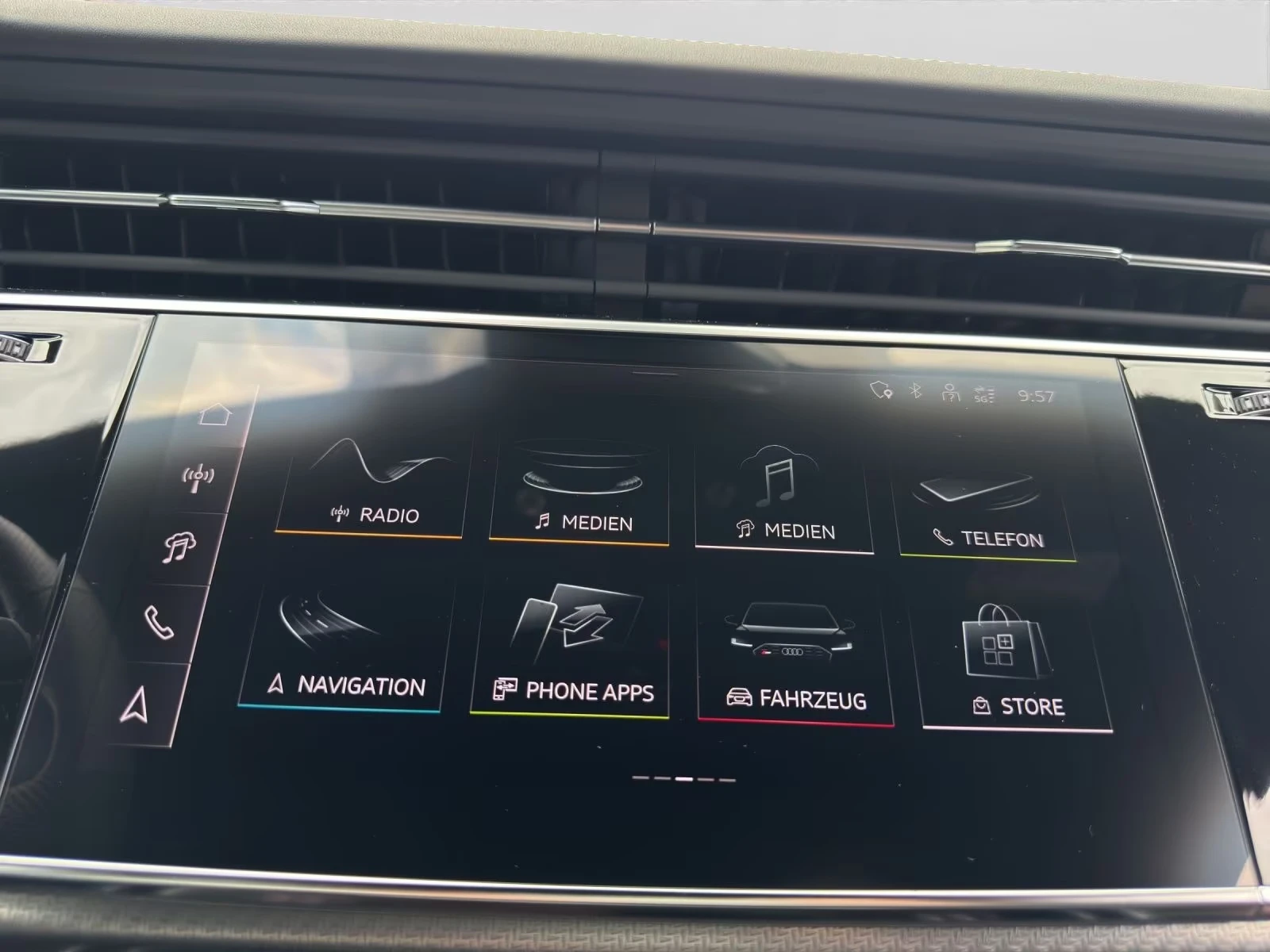 Audi RSQ8 FACELIFT / BLACK OPTIC / MATRIX / B&O / HUD / PANO, снимка 10 - Автомобили и джипове - 55499198