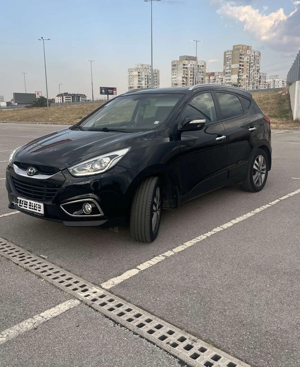 Hyundai IX35 2.0. CRDI, снимка 3 - Автомобили и джипове - 56024563