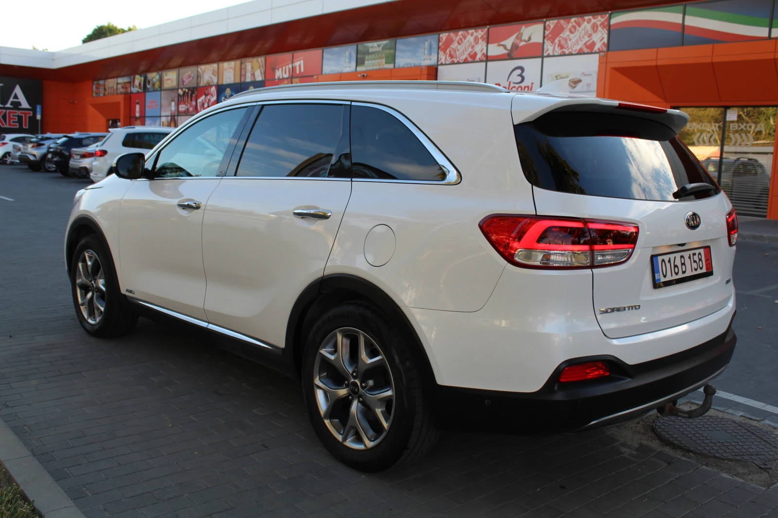 Kia Sorento REBEL 107К FULL, снимка 5 - Автомобили и джипове - 56107243