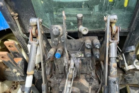 Трактор New Holland TL 90A, снимка 9