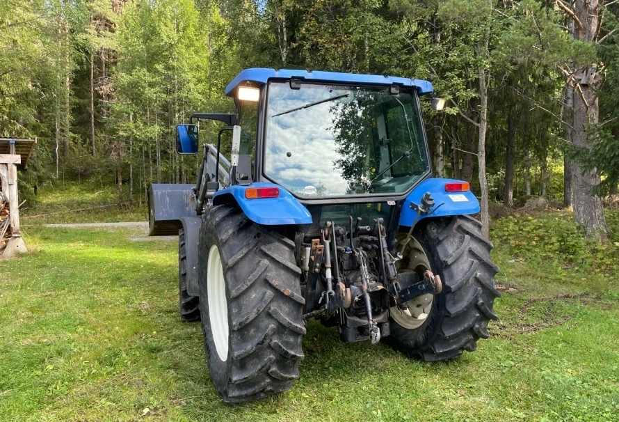 Трактор New Holland TL 90A, снимка 3 - Селскостопанска техника - 55932341