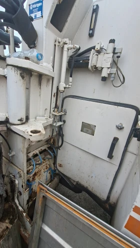 Допълнително оборудване Фреза за асфалт Wirtgen, снимка 4 - Индустриална техника - 53658626