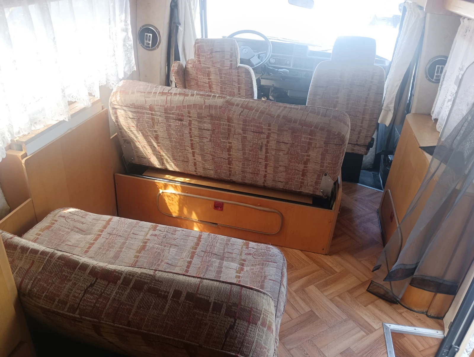 Кемпер Peugeot j5, снимка 5 - Каравани и кемпери - 53734901