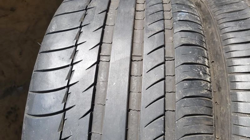 Гуми Летни 255/35R19, снимка 4 - Гуми и джанти - 29340481