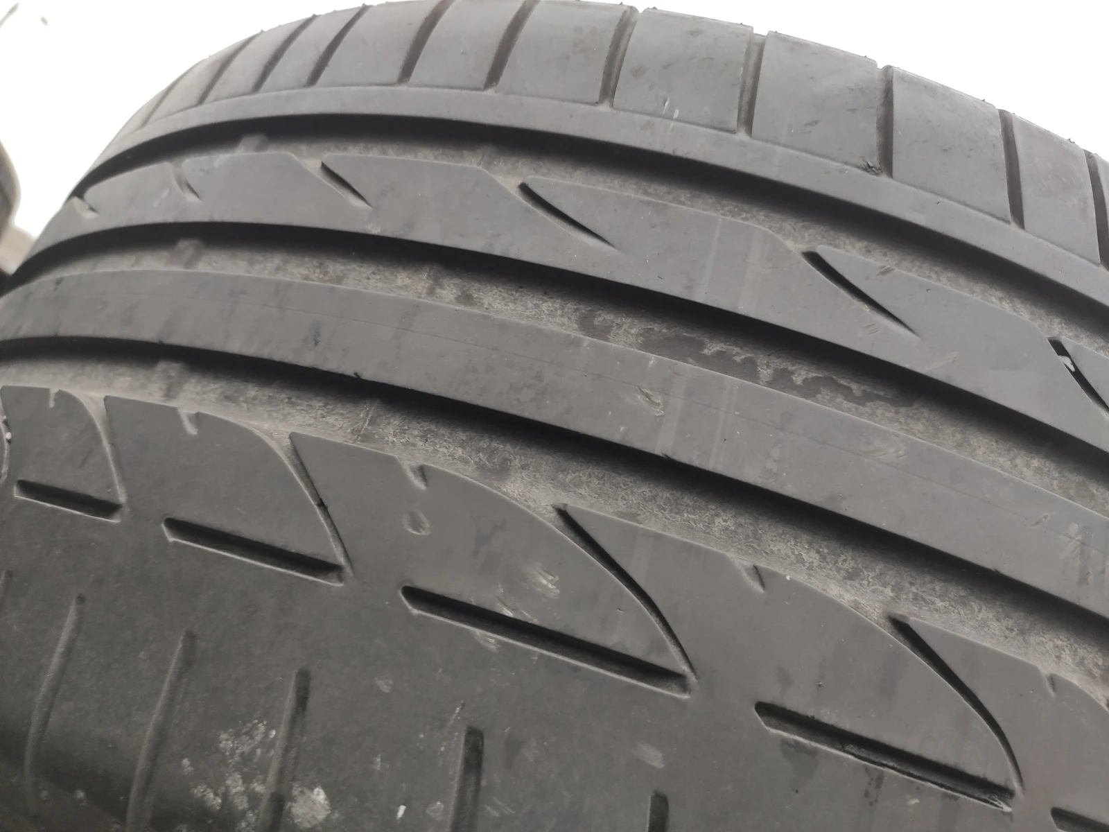 Гуми Летни 245/35R18, снимка 2 - Гуми и джанти - 54905852