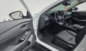 Honda Accord * 2.0 Hybrid Touring * , снимка 10