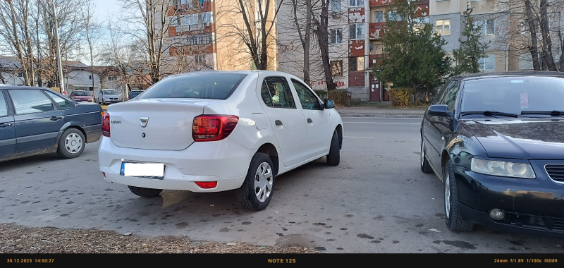 Dacia Logan, снимка 4 - Автомобили и джипове - 46395870