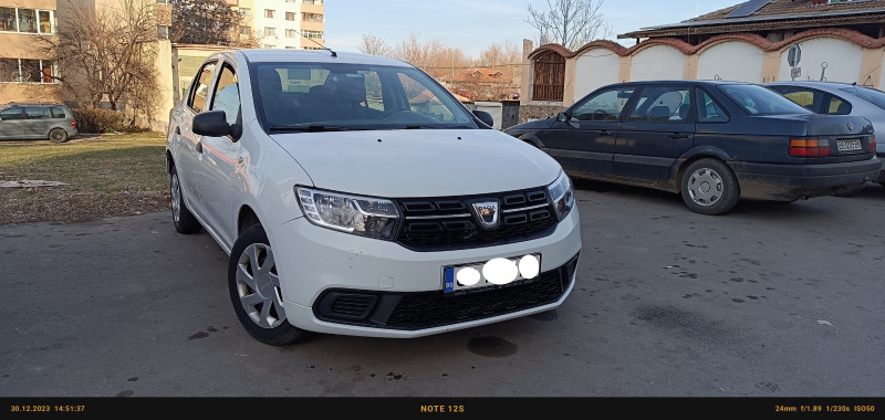 Dacia Logan, снимка 8 - Автомобили и джипове - 46395870