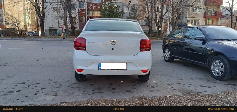 Dacia Logan, снимка 11 - Автомобили и джипове - 46395870