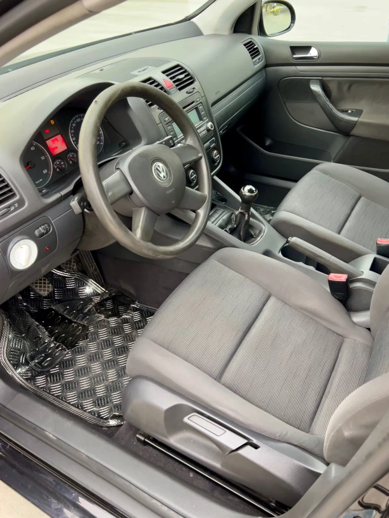 VW Golf 1.9, снимка 15 - Автомобили и джипове - 47840775