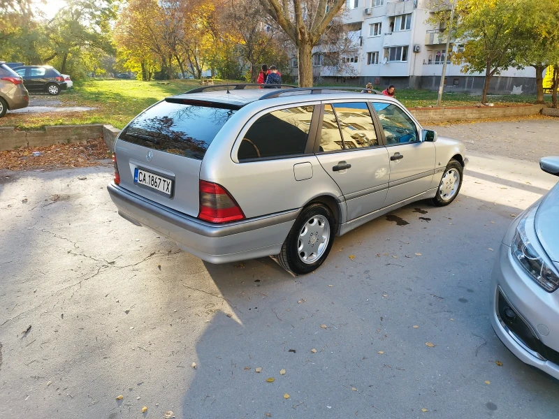 Mercedes-Benz C 220 2.2 CDI, снимка 7 - Автомобили и джипове - 49015459