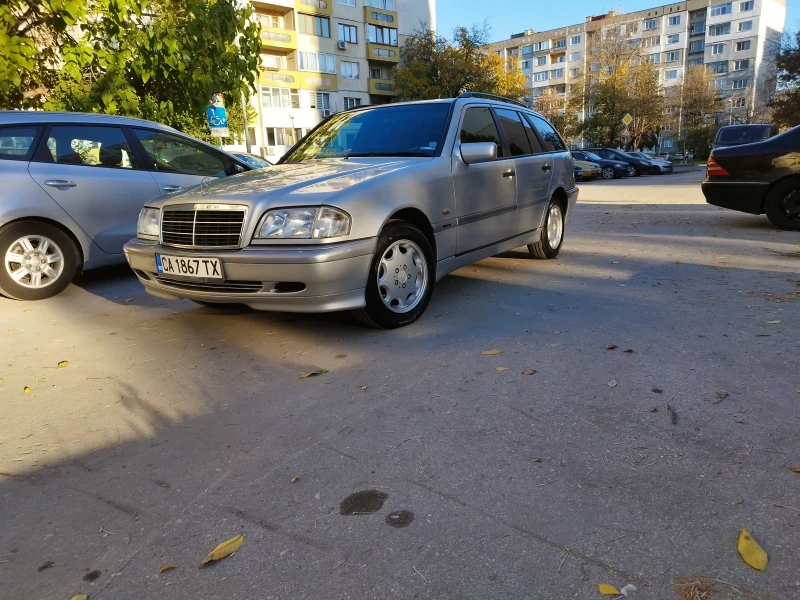 Mercedes-Benz C 220 2.2 CDI, снимка 1 - Автомобили и джипове - 49015459