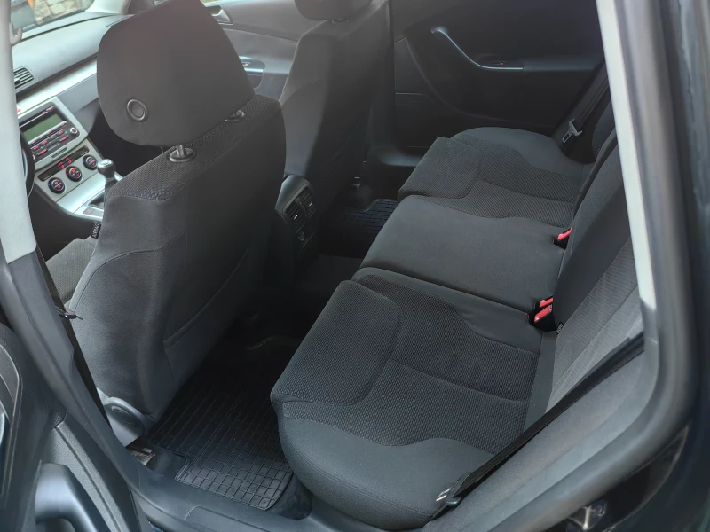 VW Passat, снимка 9 - Автомобили и джипове - 51184261