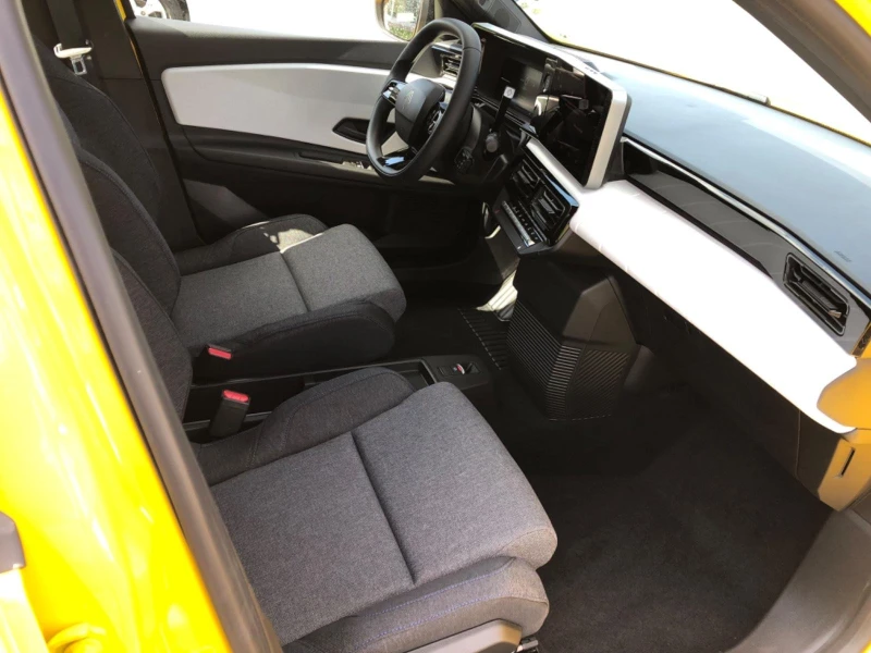 Renault 5 EVELUTION* NAVI* LED* CAM* , снимка 9 - Автомобили и джипове - 51911383