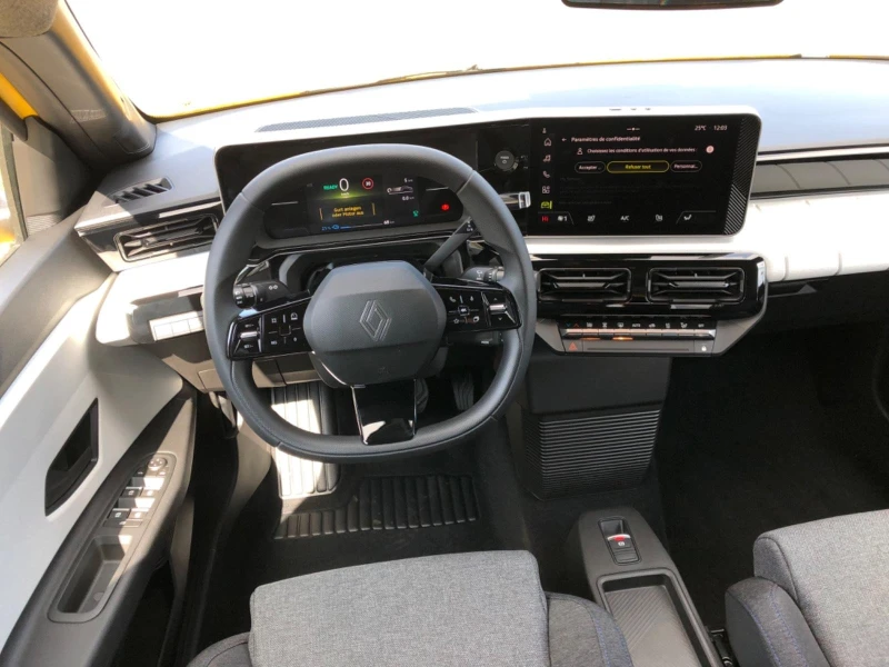 Renault 5 EVELUTION* NAVI* LED* CAM* , снимка 8 - Автомобили и джипове - 51911383