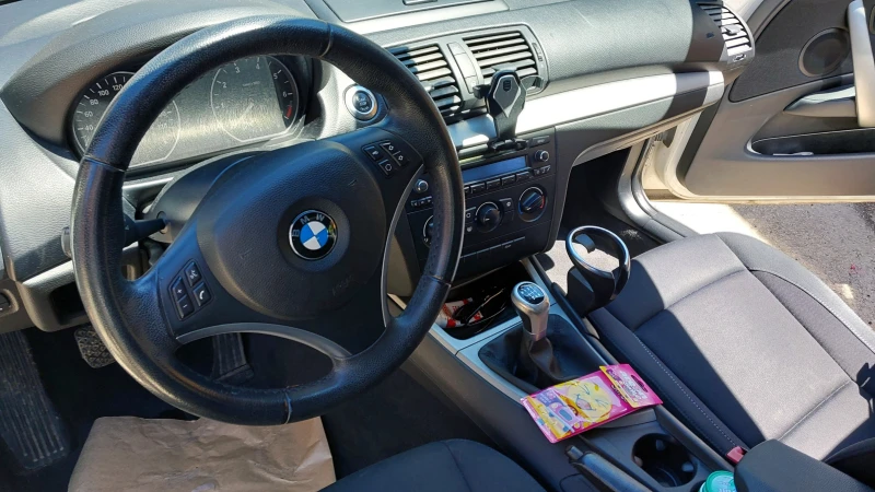 BMW 116 ПЕРФЕКТНА !! 2.0i 122k.c. FACELIFT, снимка 11 - Автомобили и джипове - 52542870