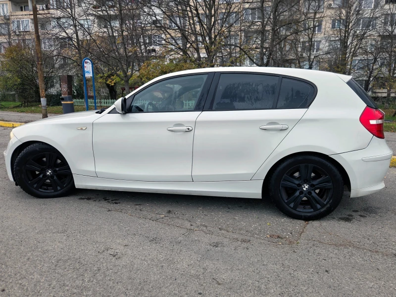 BMW 116 ПЕРФЕКТНА !! 2.0i 122k.c. FACELIFT, снимка 2 - Автомобили и джипове - 52542870