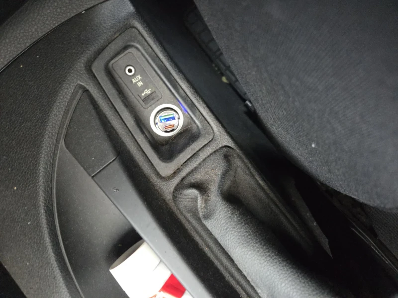 BMW 116 ПЕРФЕКТНА !! 2.0i 122k.c. FACELIFT, снимка 13 - Автомобили и джипове - 52542870