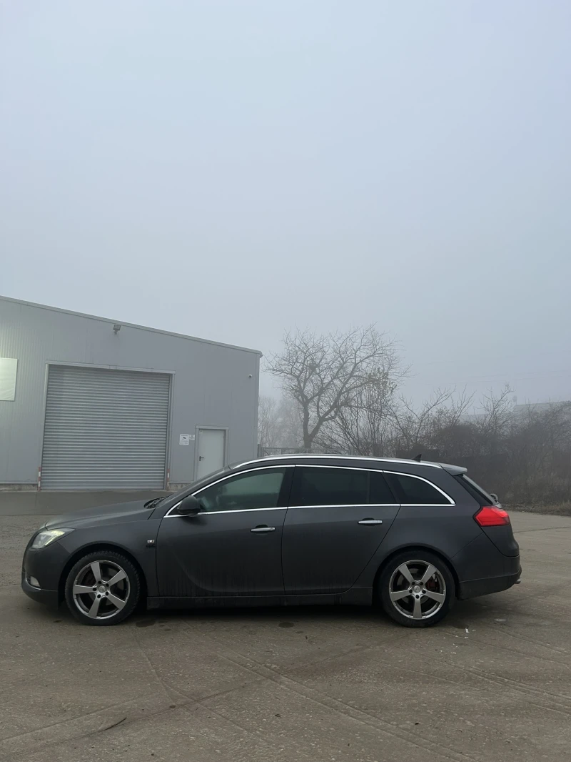 Opel Insignia 2.0CDTI, снимка 5 - Автомобили и джипове - 52770568