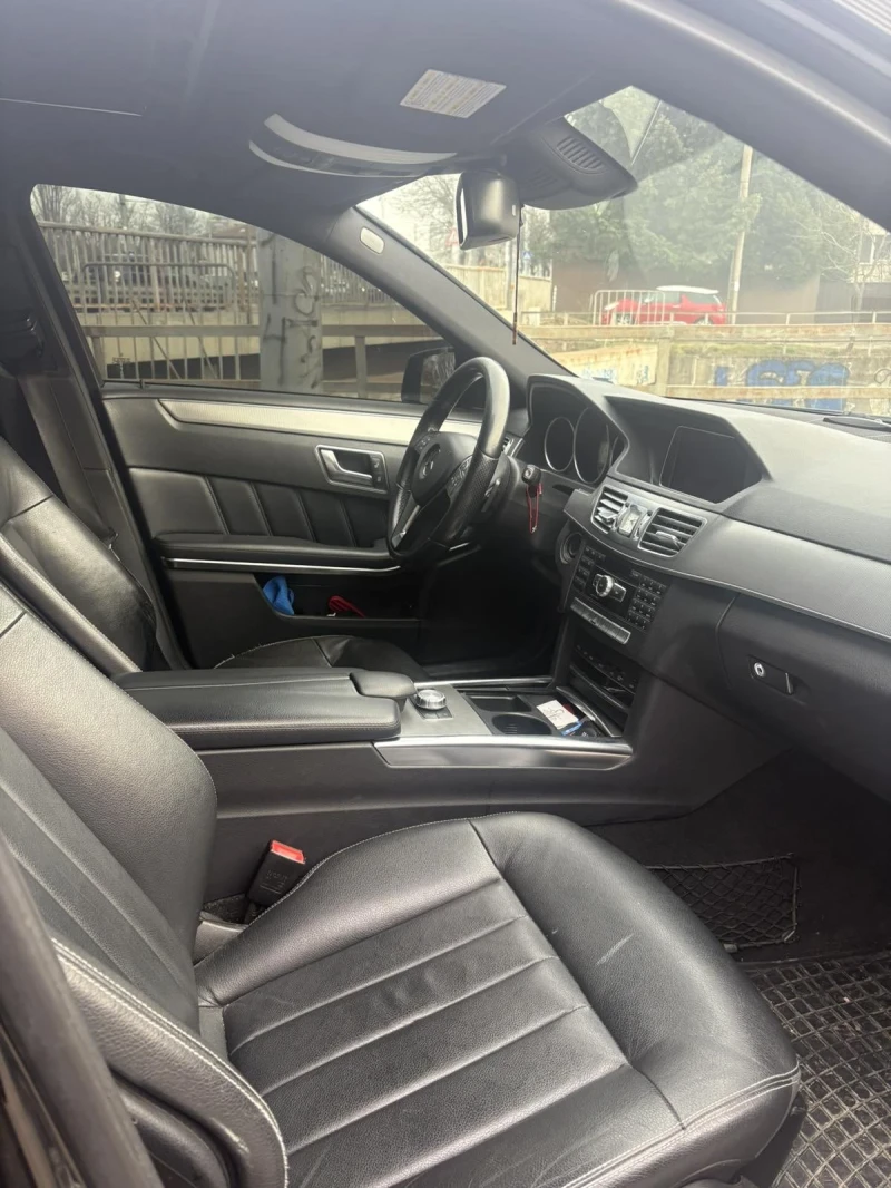 Mercedes-Benz E 350 350CDI, снимка 10 - Автомобили и джипове - 53212648