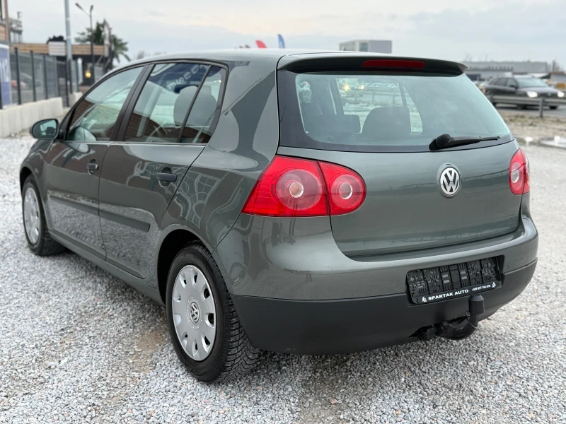 VW Golf V* 1.6i* Klimatronic* Podgrev* TOP* , снимка 4 - Автомобили и джипове - 53454060