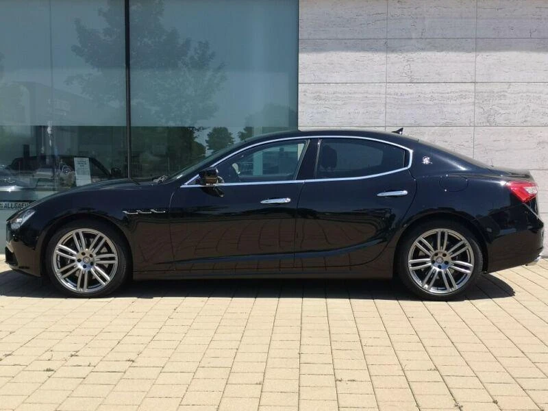 Maserati Ghibli, снимка 1 - Автомобили и джипове - 38046970