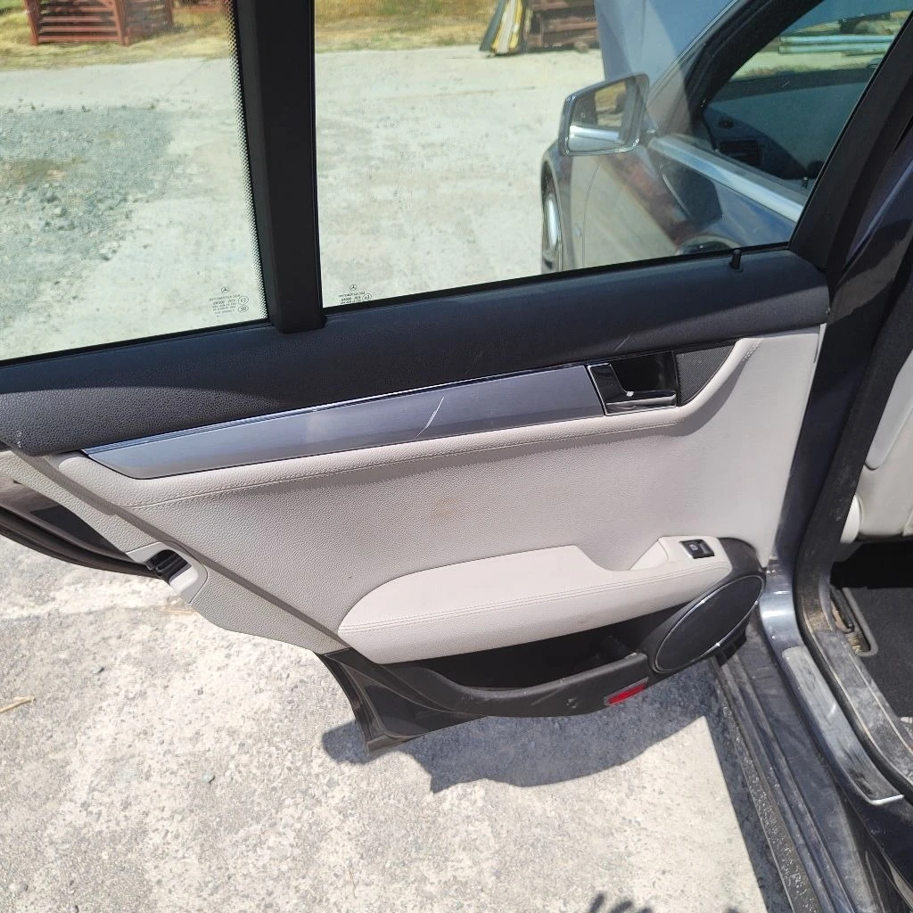 Mercedes-Benz C 220 W204 2.2 CDI(651)   | Mobile.bg   11