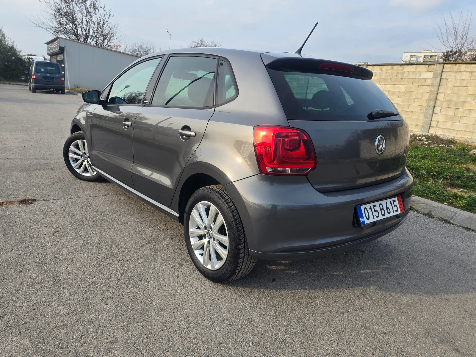 VW Polo КОЛЕДНА ПРОМОЦИЯ1.2i/NAVI - изображение 7