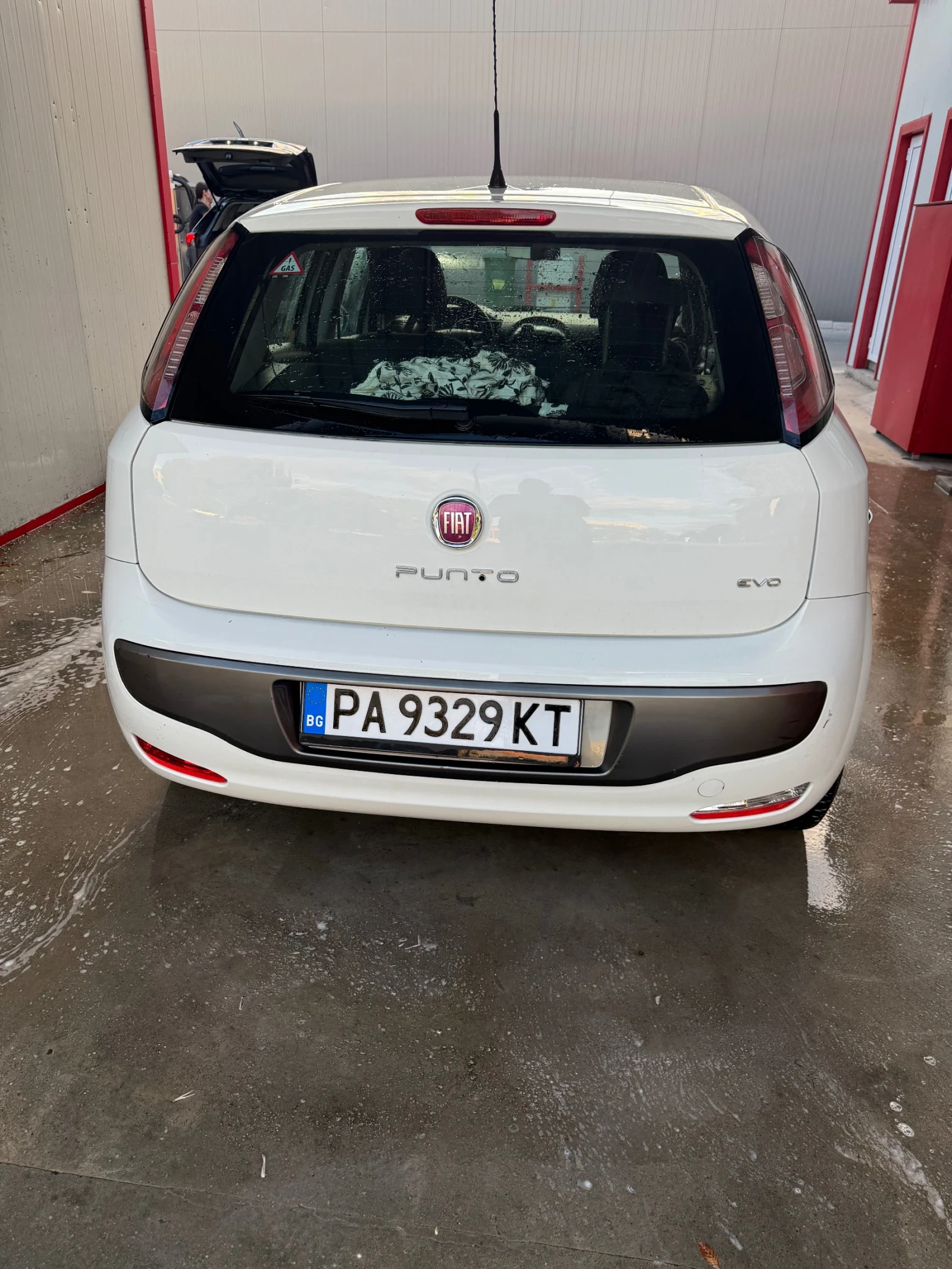 Fiat Punto FIAT PUNTO 1, 4 EVO - изображение 2