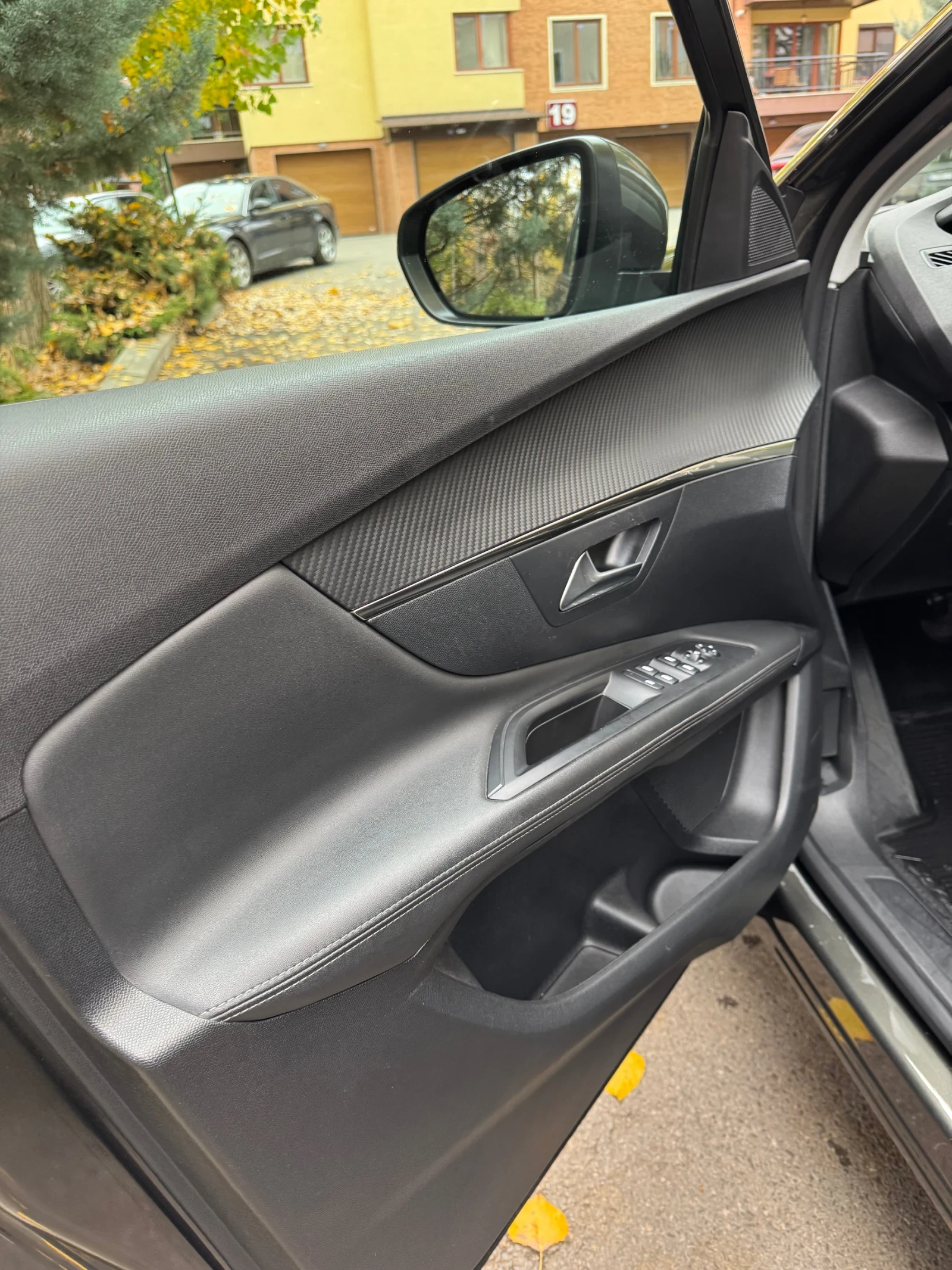 Peugeot 3008 | Mobile.bg   16