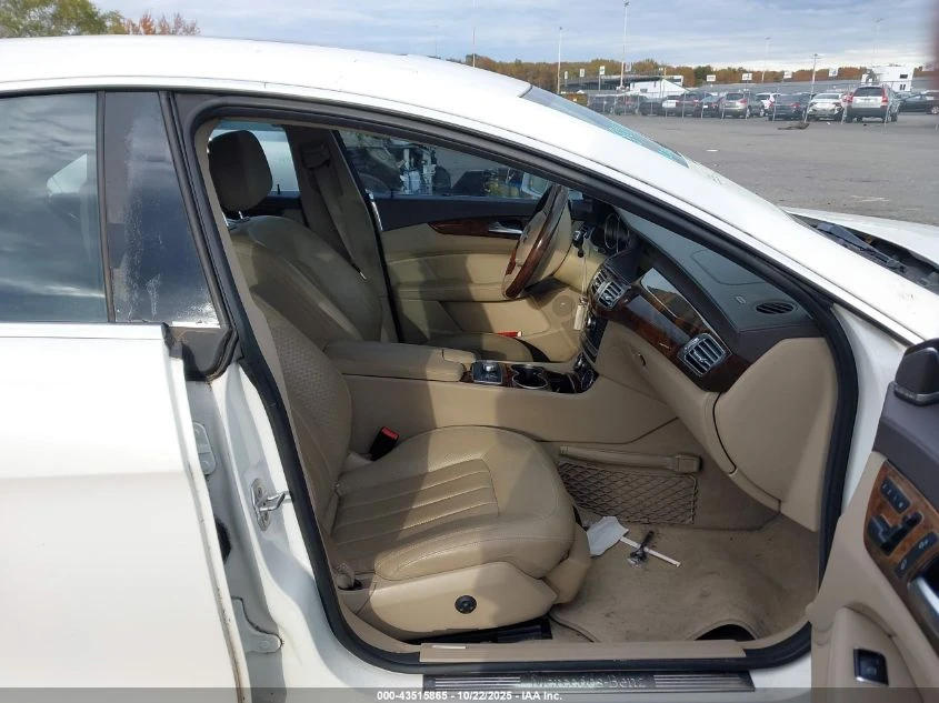 Mercedes-Benz CLS 550 4MATIC* harman/kardon* �������* ���������* ����. � | Mobile.bg � ����������� 7