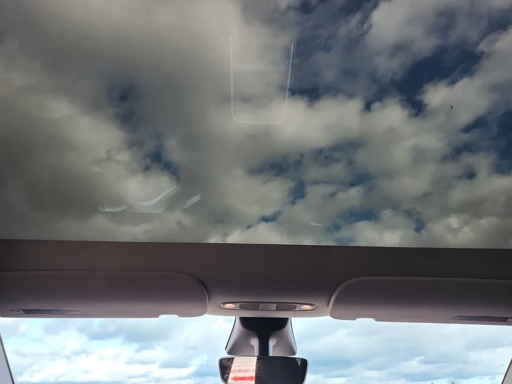 Tesla Model Y * PERFORMANCE * CARFAX *  | Mobile.bg � ����������� 12