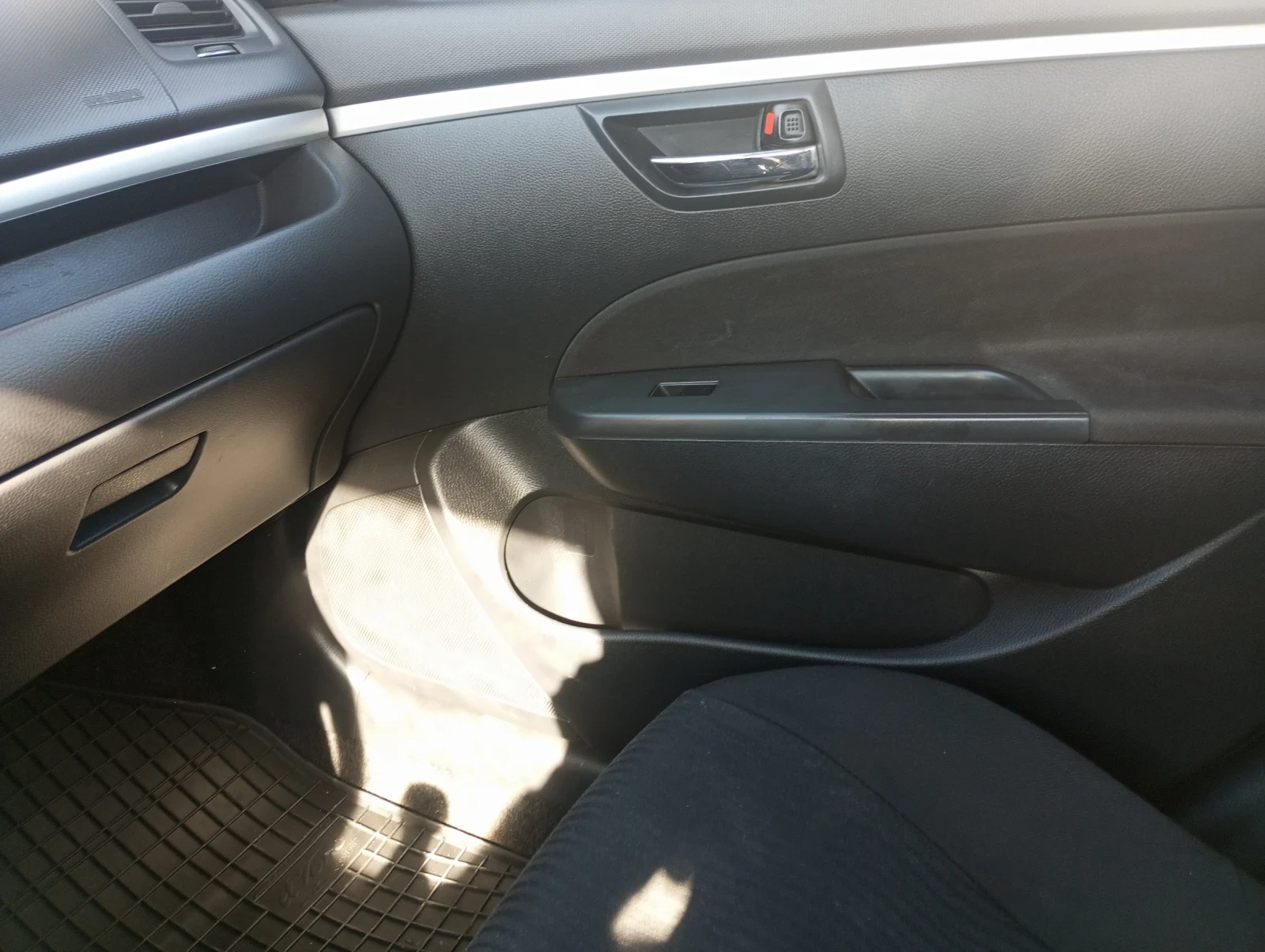 Suzuki Swift, снимка 5 - Автомобили и джипове - 53743142