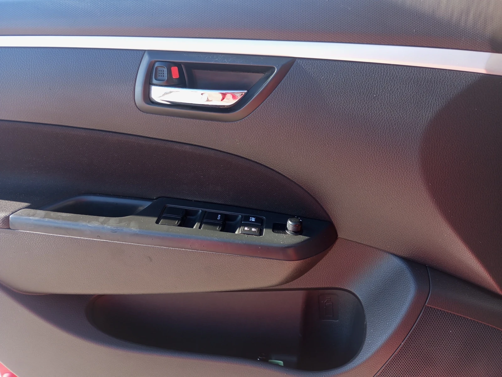 Suzuki Swift, снимка 4 - Автомобили и джипове - 53743142