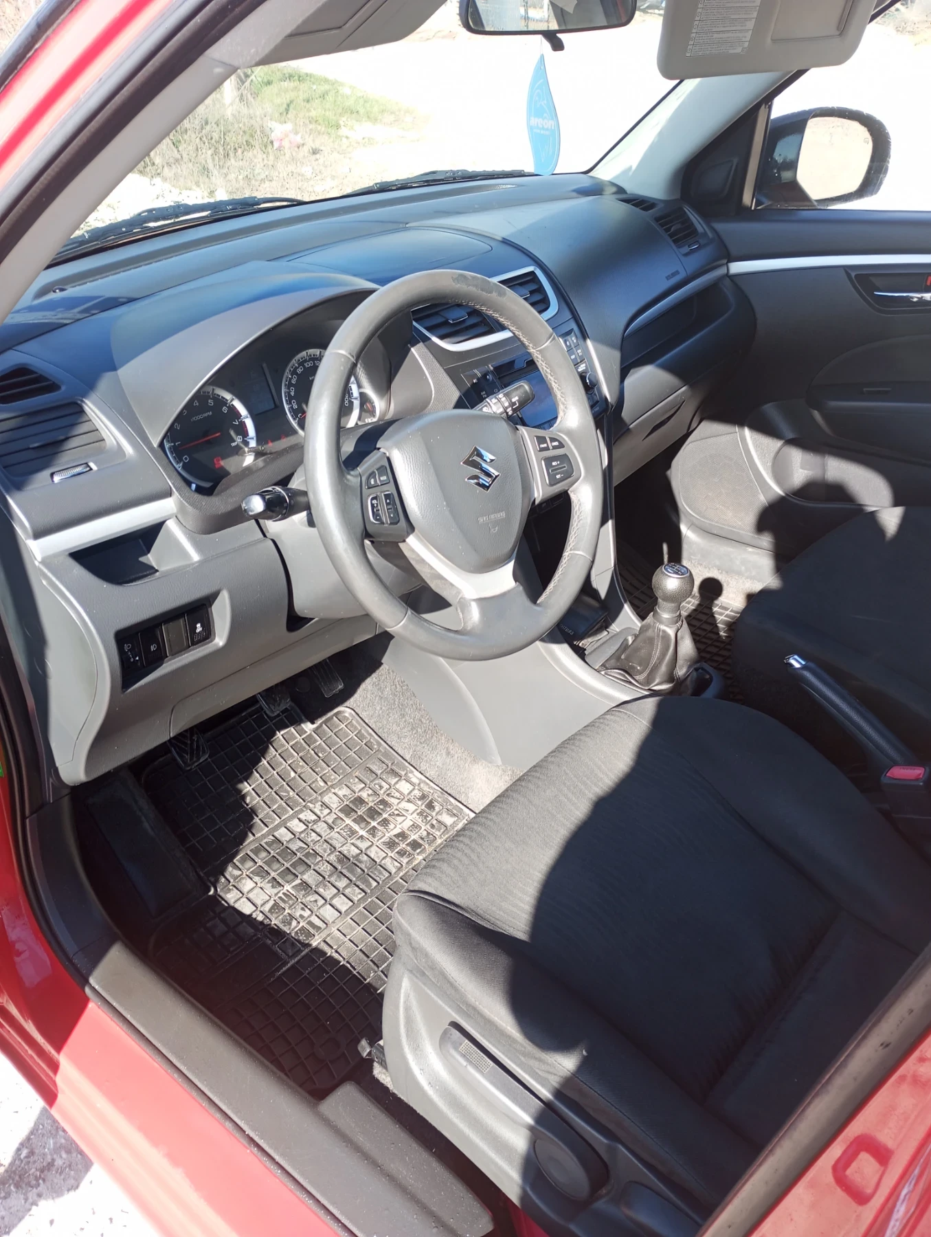 Suzuki Swift, снимка 10 - Автомобили и джипове - 53743142