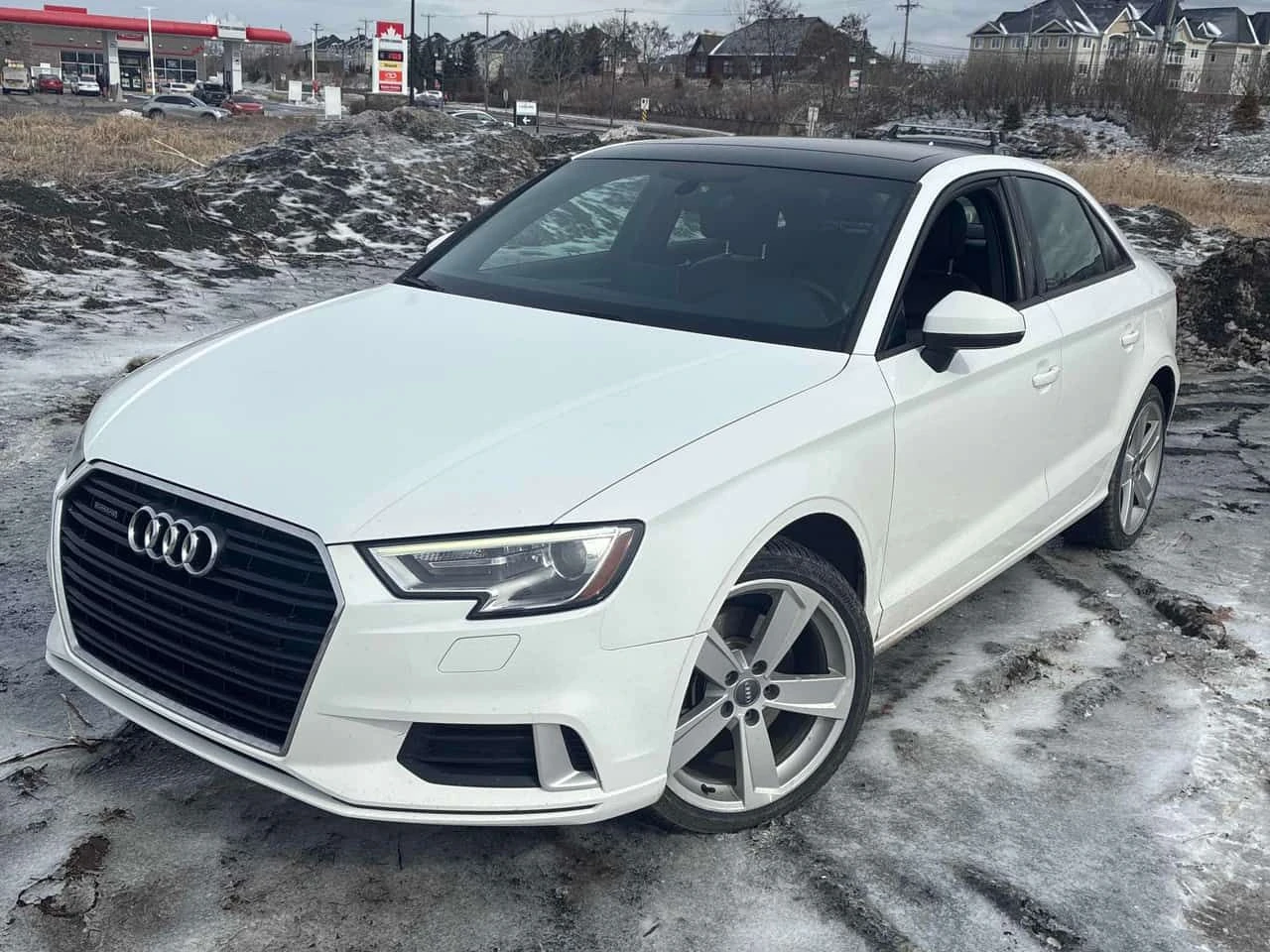 Audi A3 2.0T Komfort/CARFAX/ПОДГРЕВИ/PANO/KEYLESS