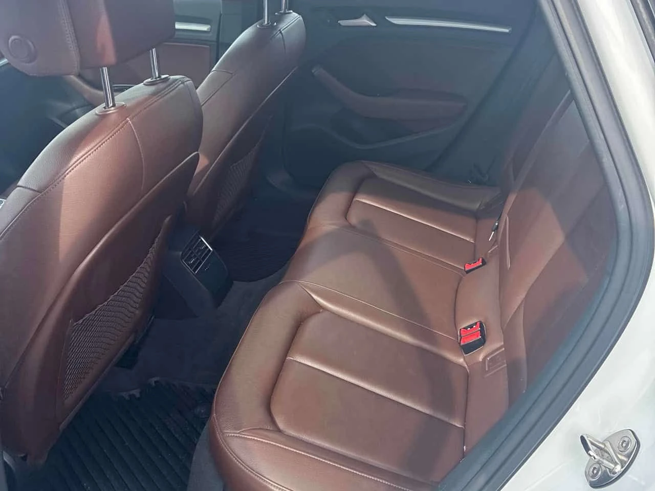 Audi A3 2.0T Komfort/CARFAX/ПОДГРЕВИ/PANO/KEYLESS, снимка 12 - Автомобили и джипове - 53831362