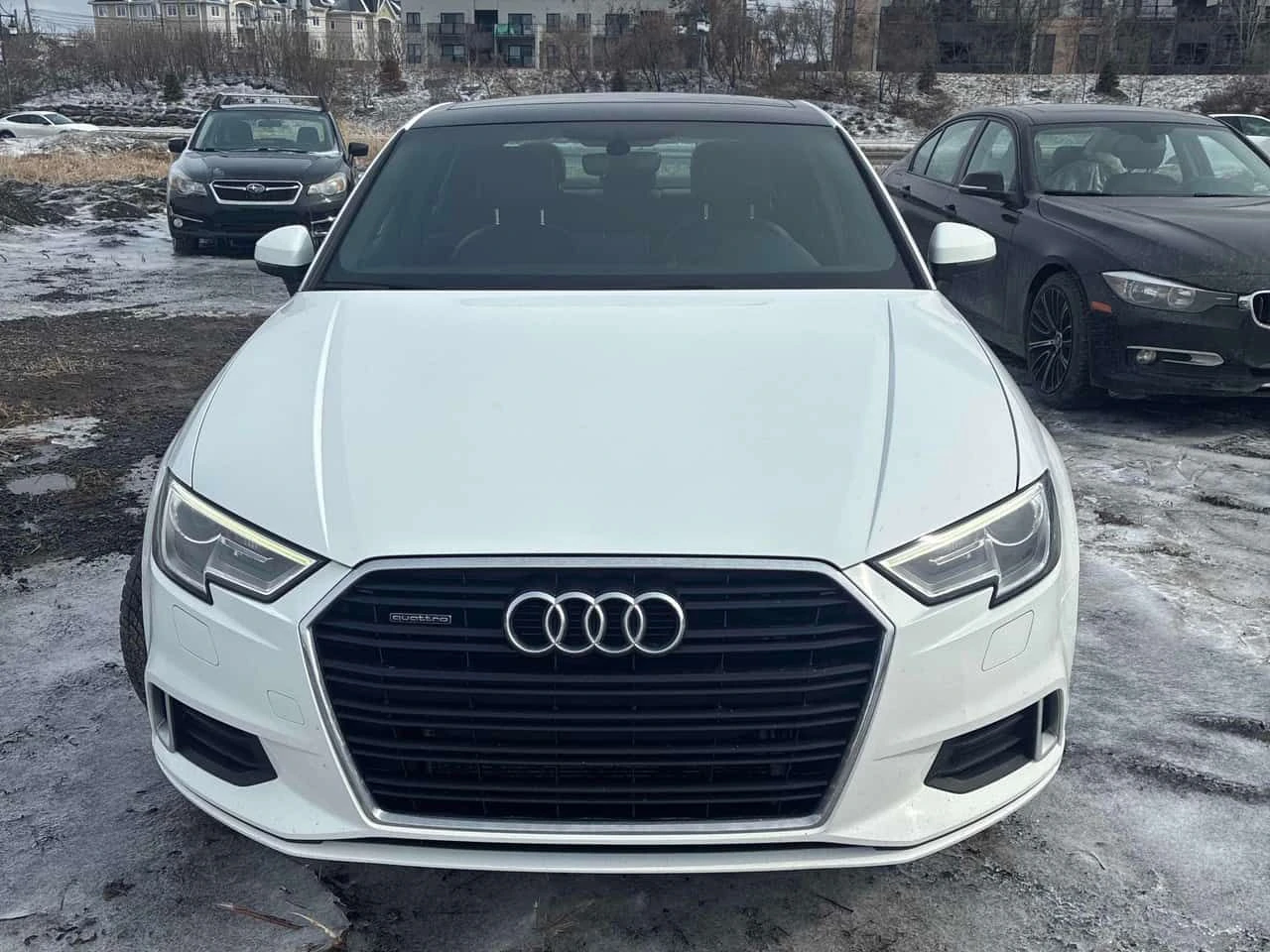 Audi A3 2.0T Komfort/CARFAX/ПОДГРЕВИ/PANO/KEYLESS, снимка 2 - Автомобили и джипове - 53831362