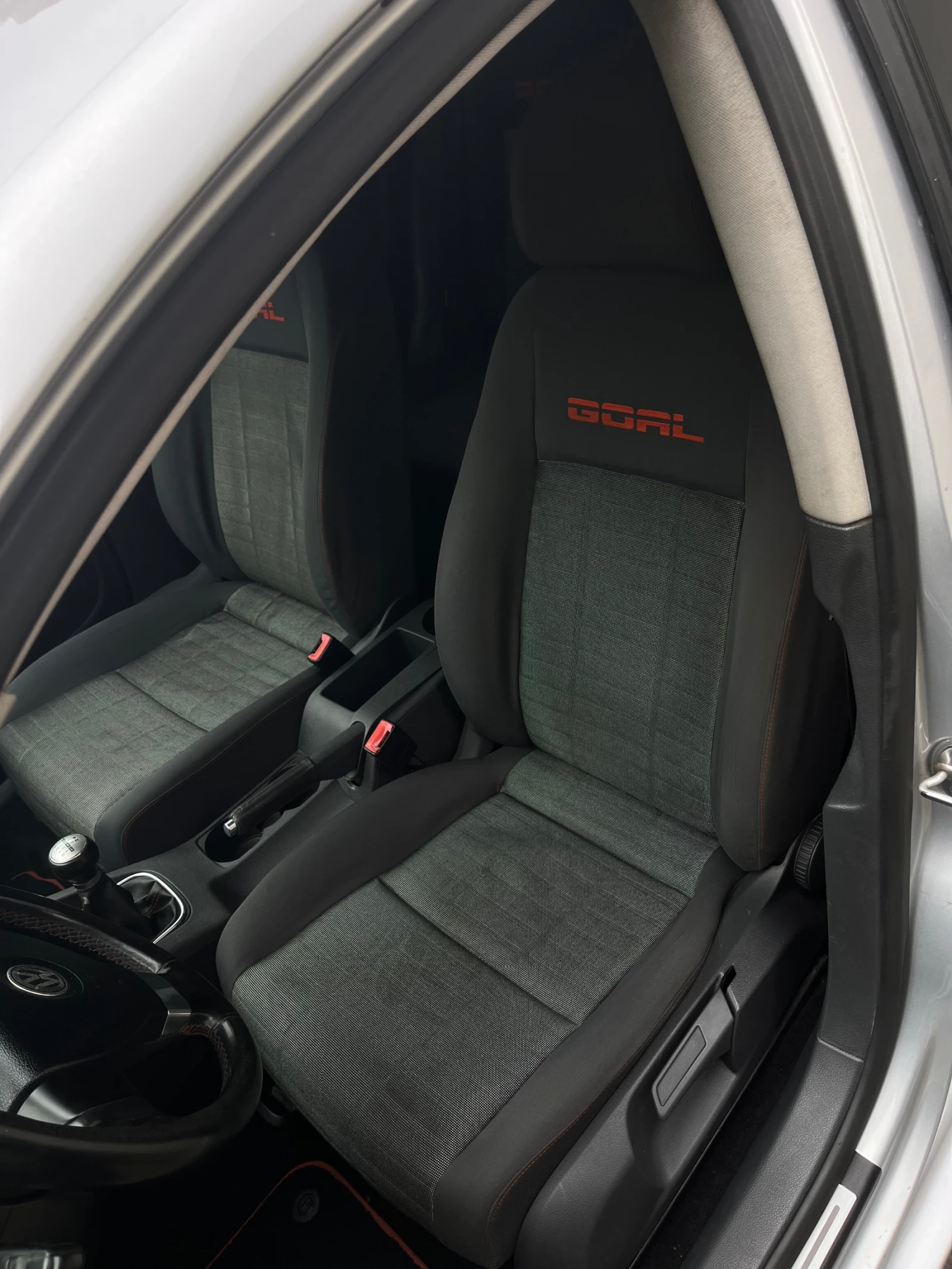 VW Golf Goal 1.9, снимка 7 - Автомобили и джипове - 54057637