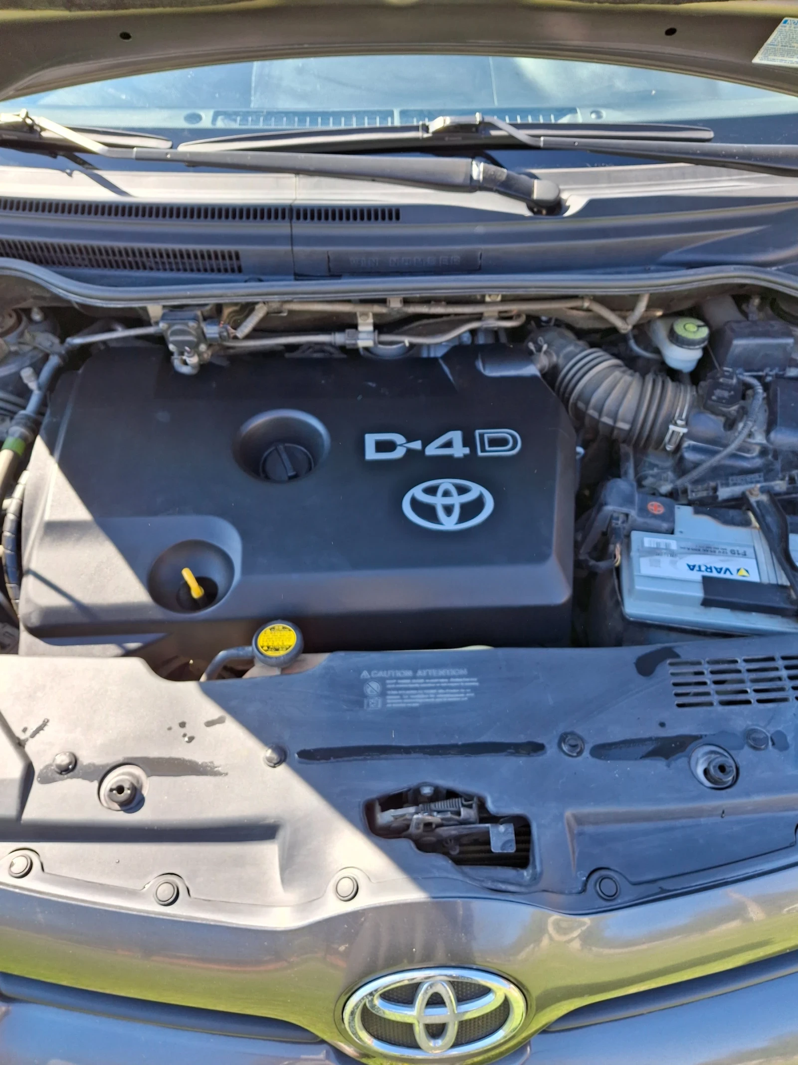 Toyota Corolla verso, снимка 14 - Автомобили и джипове - 54333285