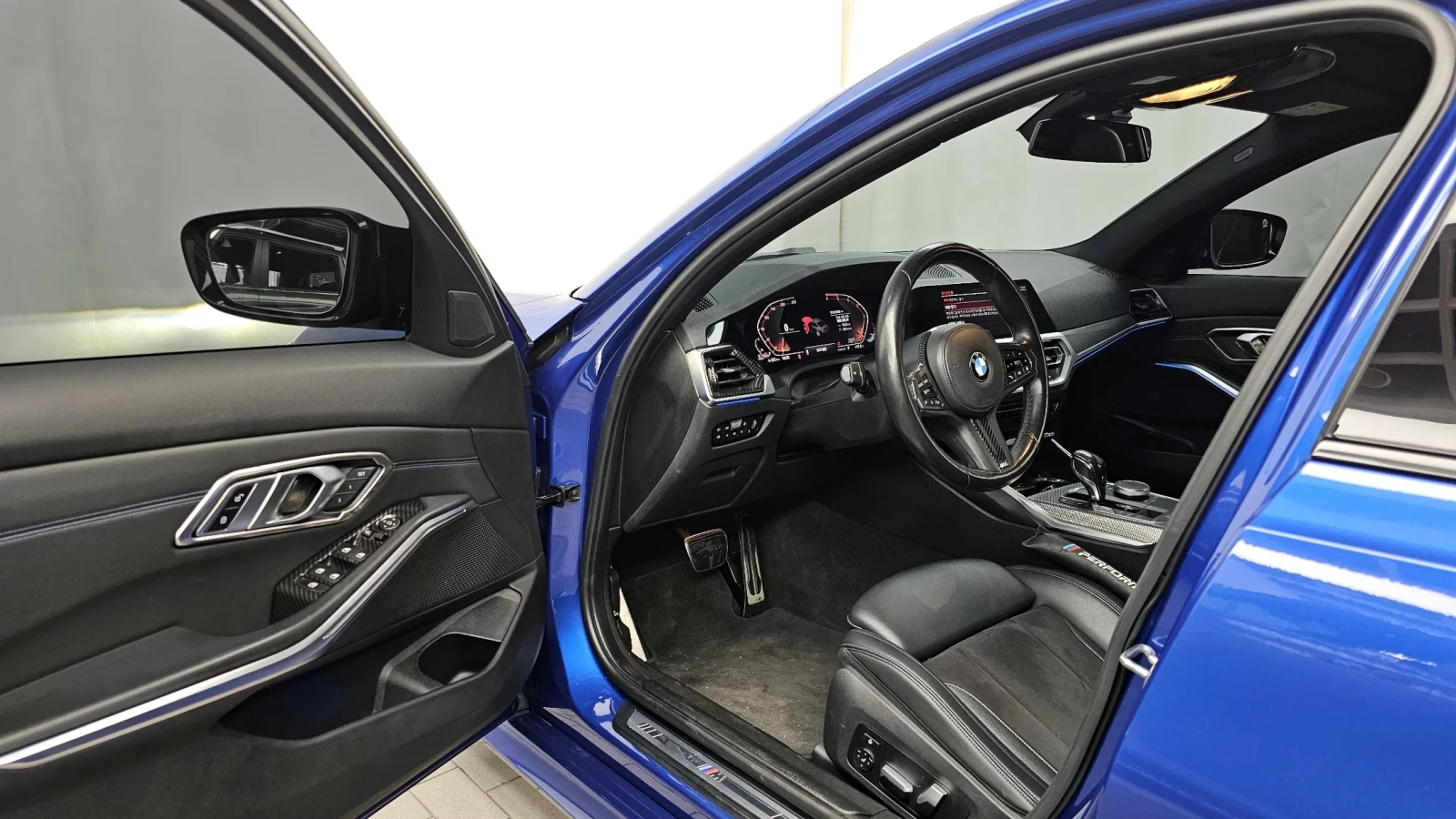 BMW 320 d* M-PACK, снимка 6 - Автомобили и джипове - 54370115