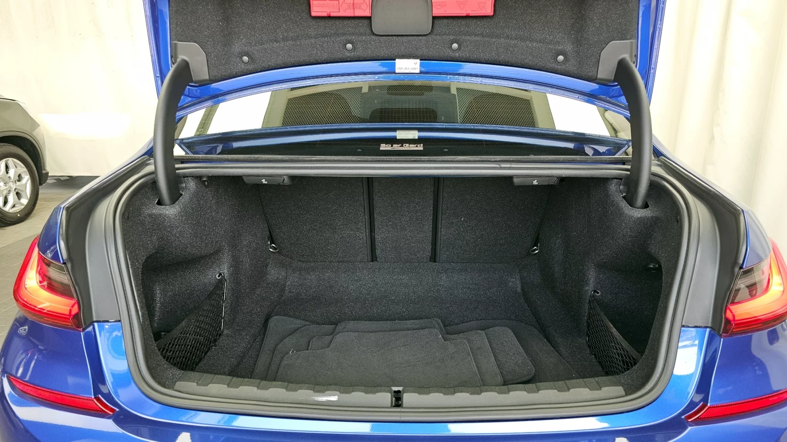BMW 320 d* M-PACK, снимка 15 - Автомобили и джипове - 54370115