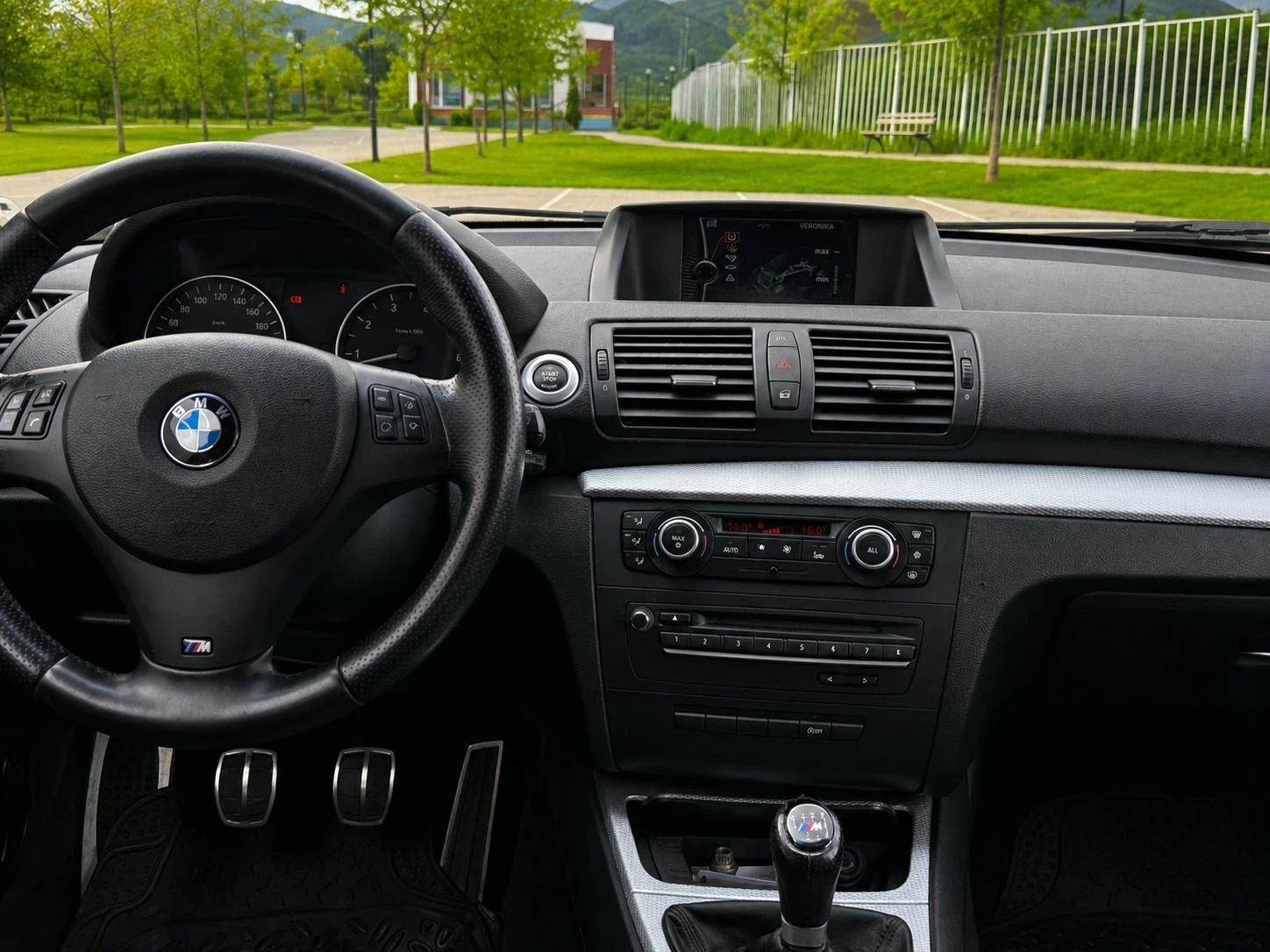 BMW 116 Кожа/Нави* ЛИЗИНГ, снимка 10 - Автомобили и джипове - 54419770
