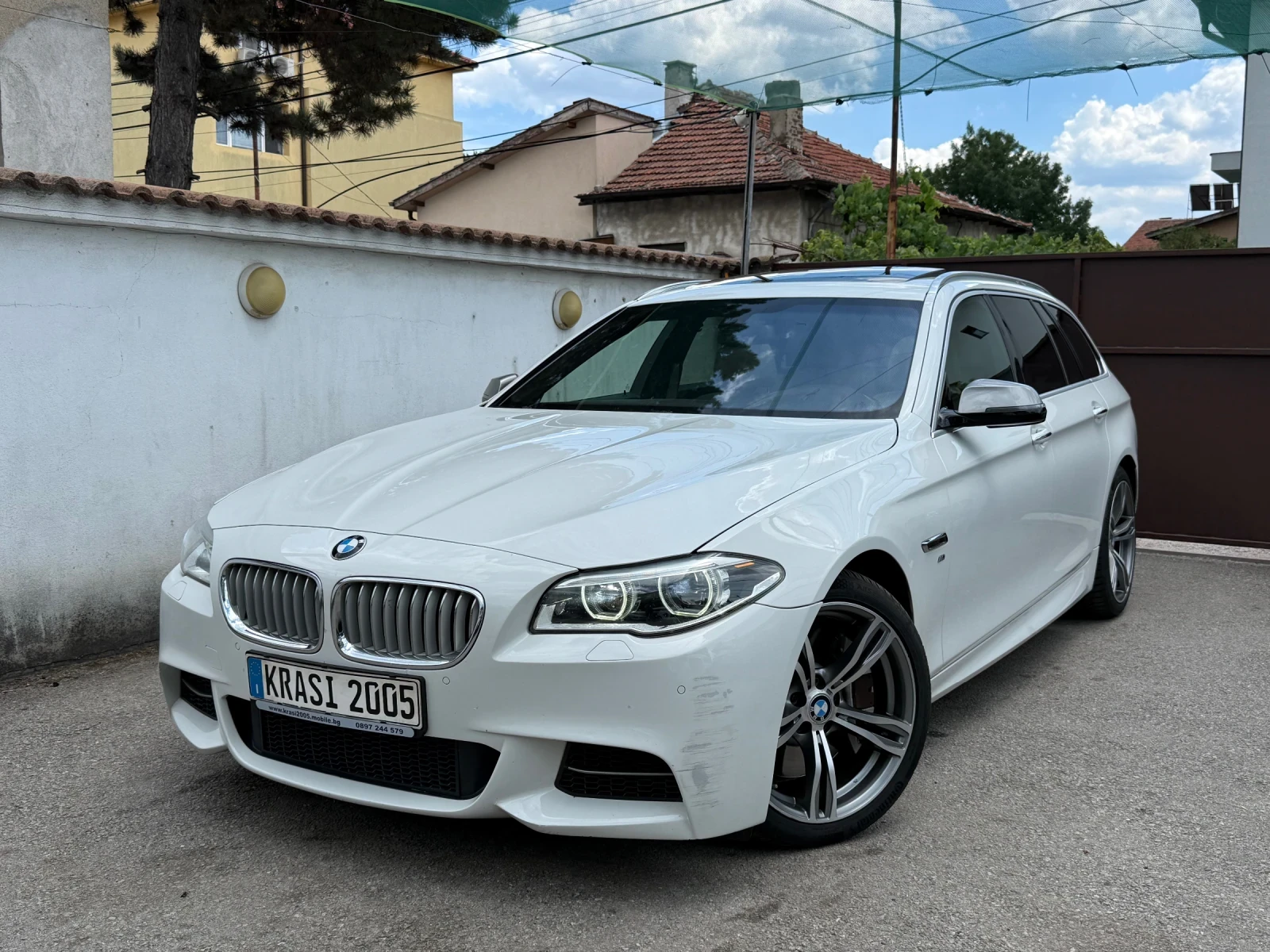 BMW 550 M LCI INDIVIDUAL X-DRIVE ADAPTIVE LED PANORAMA