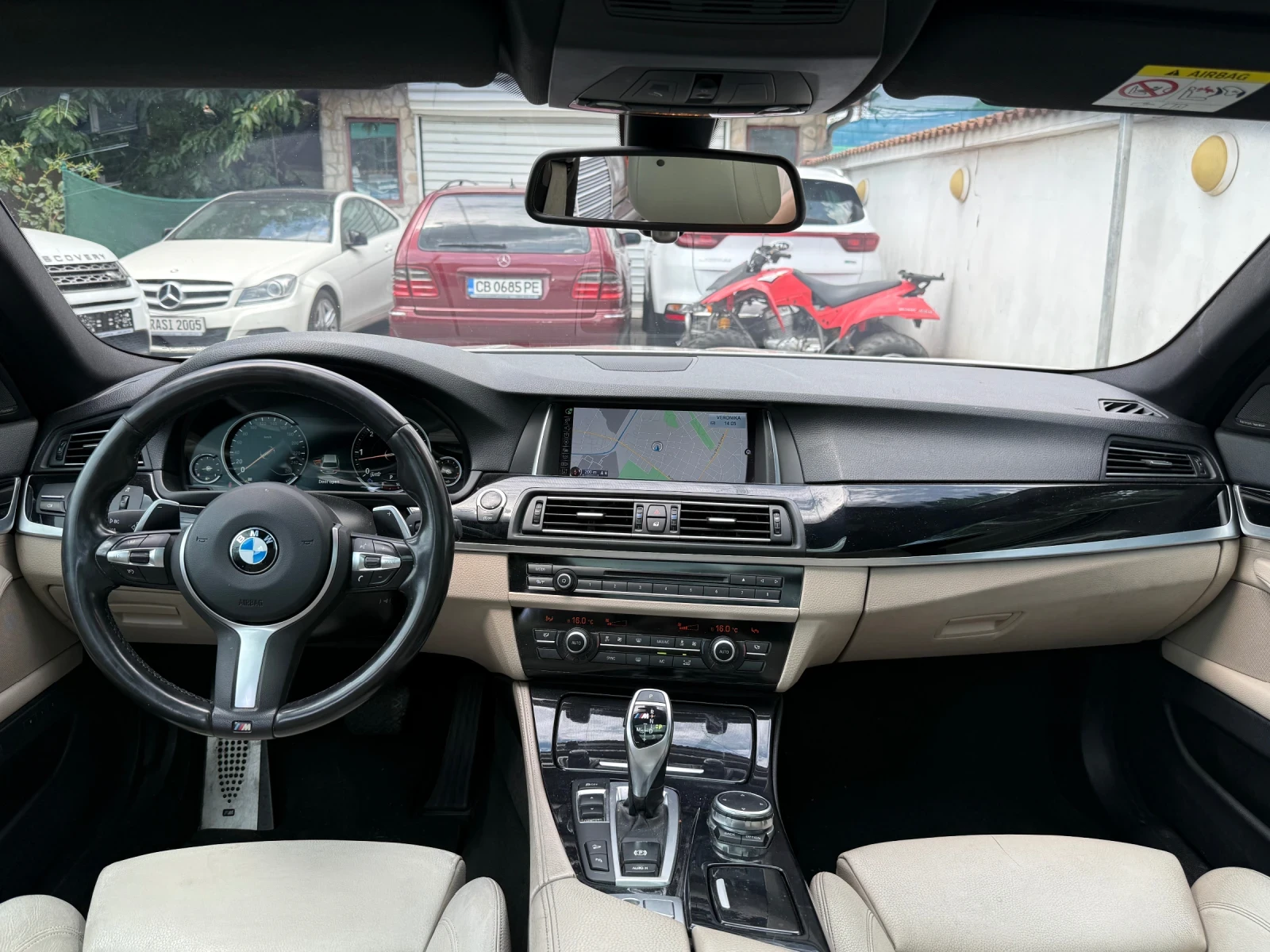 BMW 550 M LCI INDIVIDUAL X-DRIVE ADAPTIVE LED PANORAMA, снимка 10 - Автомобили и джипове - 55205660