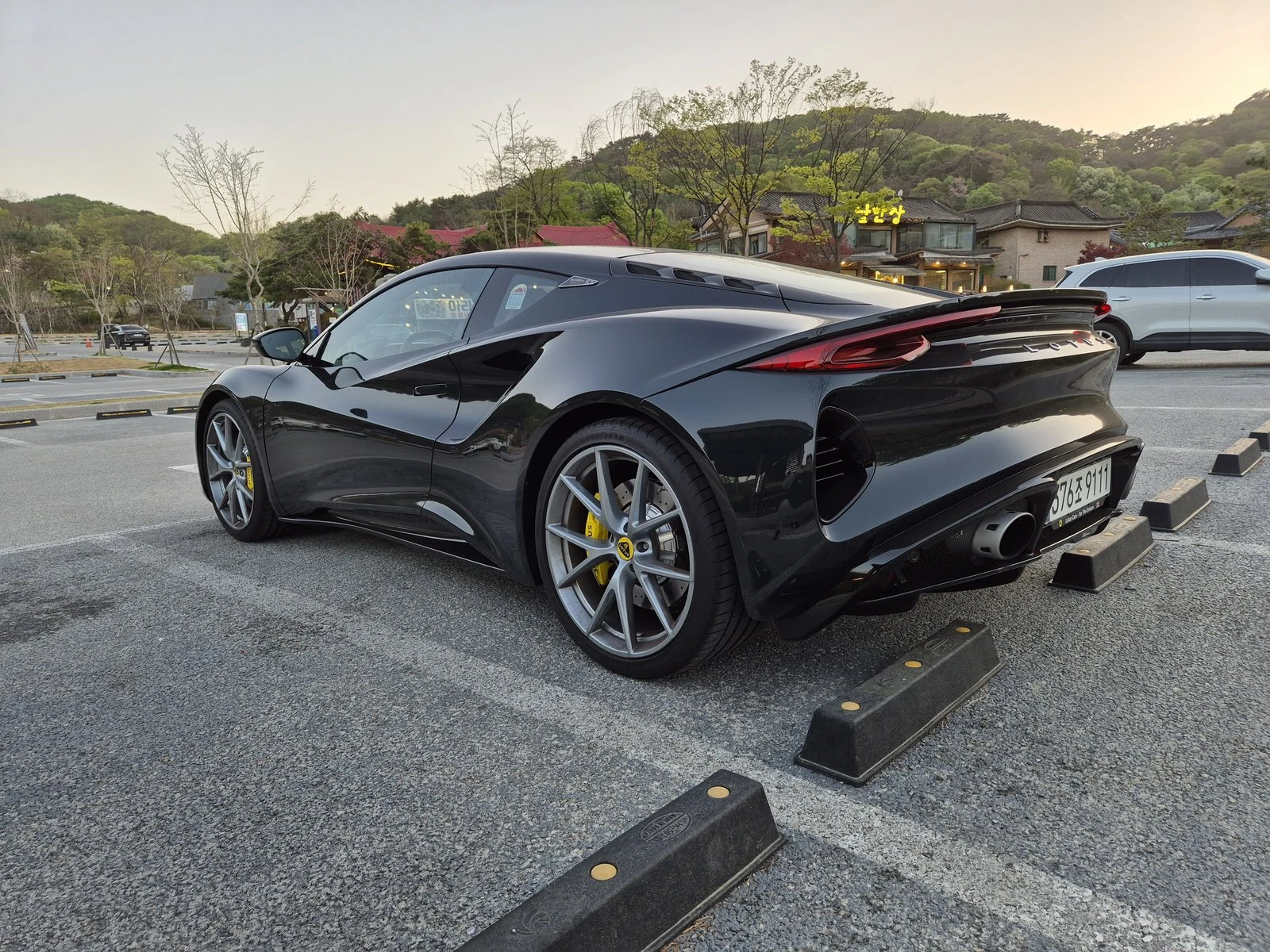 Lotus Evora Emira 3.5 НАЛИЧНА КРАЙНА ЦЕНА, снимка 2 - Автомобили и джипове - 55238029